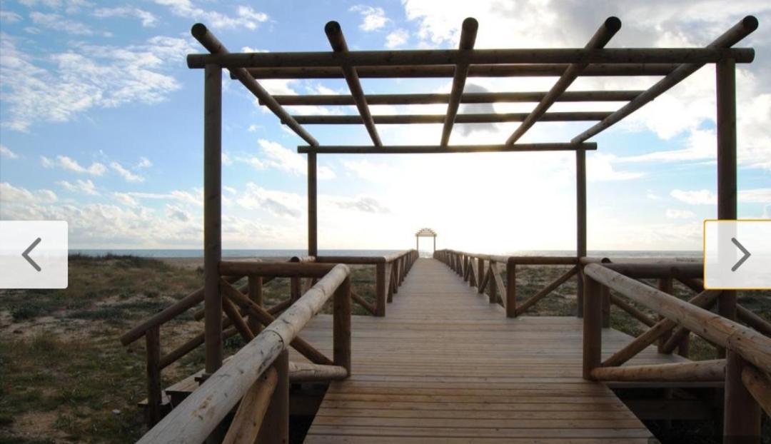Apartamentos La Playa Barbate Buitenkant foto