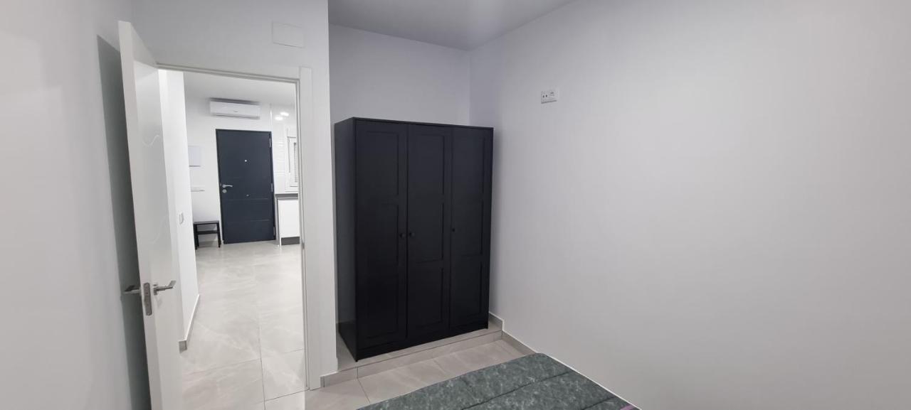 Apartamentos La Playa Barbate Buitenkant foto