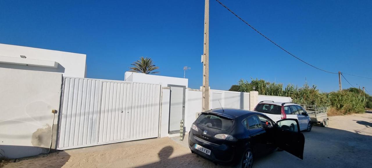 Apartamentos La Playa Barbate Buitenkant foto